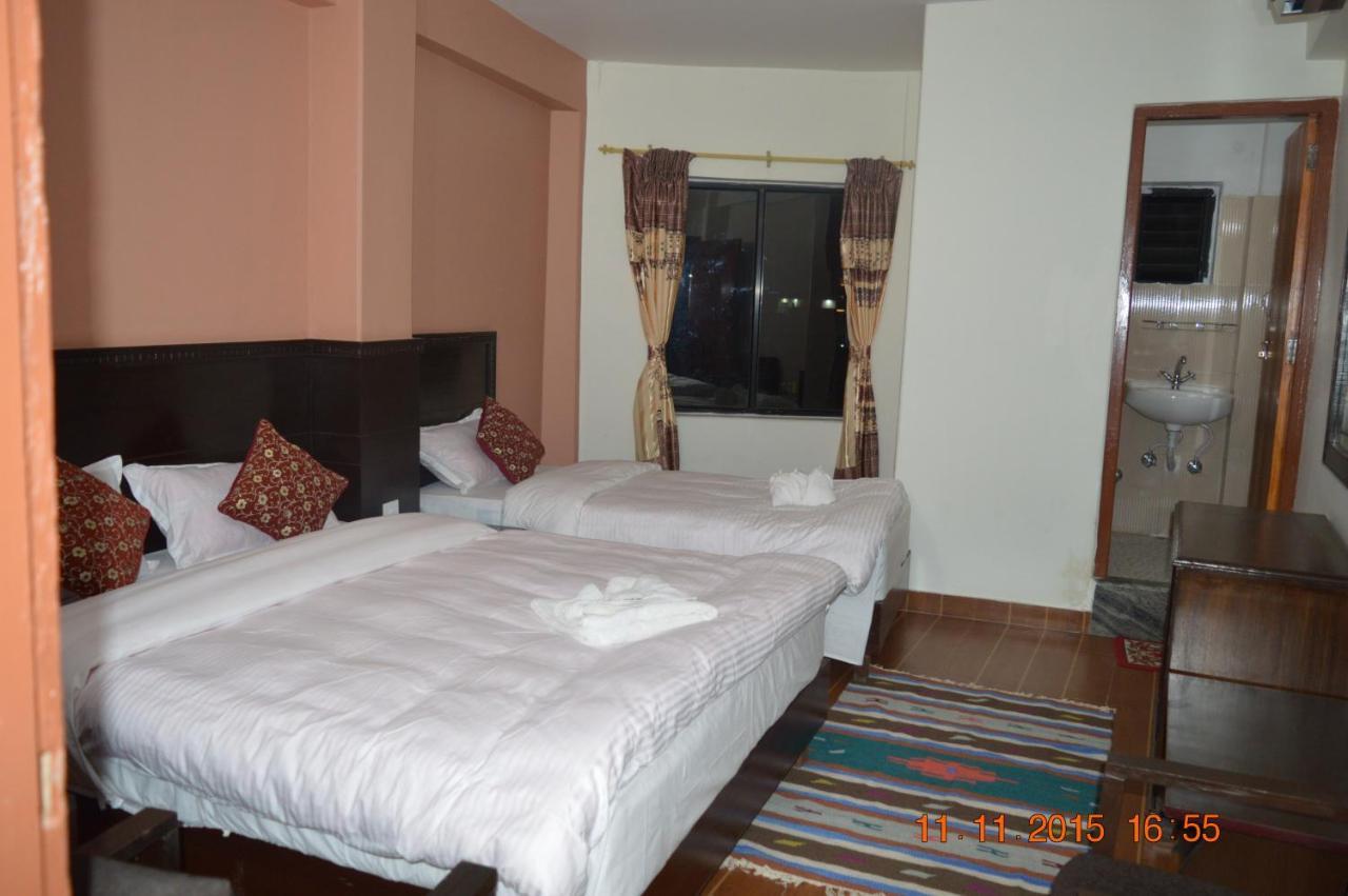 Hotel Admire Pokhara Pvt. Ltd. Dış mekan fotoğraf